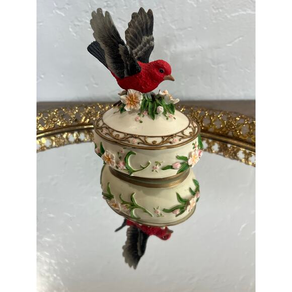 Vintage Heritage House Sing A Song Bird Music Box Trinket Jar- Hawaiian Wedding - Picture 9 of 9